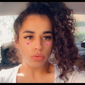 Meet your Posher, Kiara